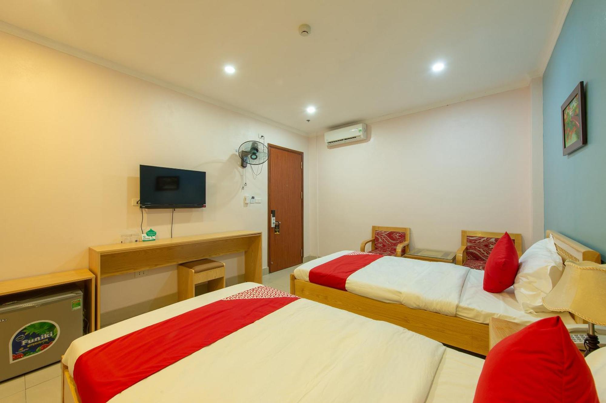 Capital O 417 Truong Son Hotel Hanoi Zewnętrze zdjęcie