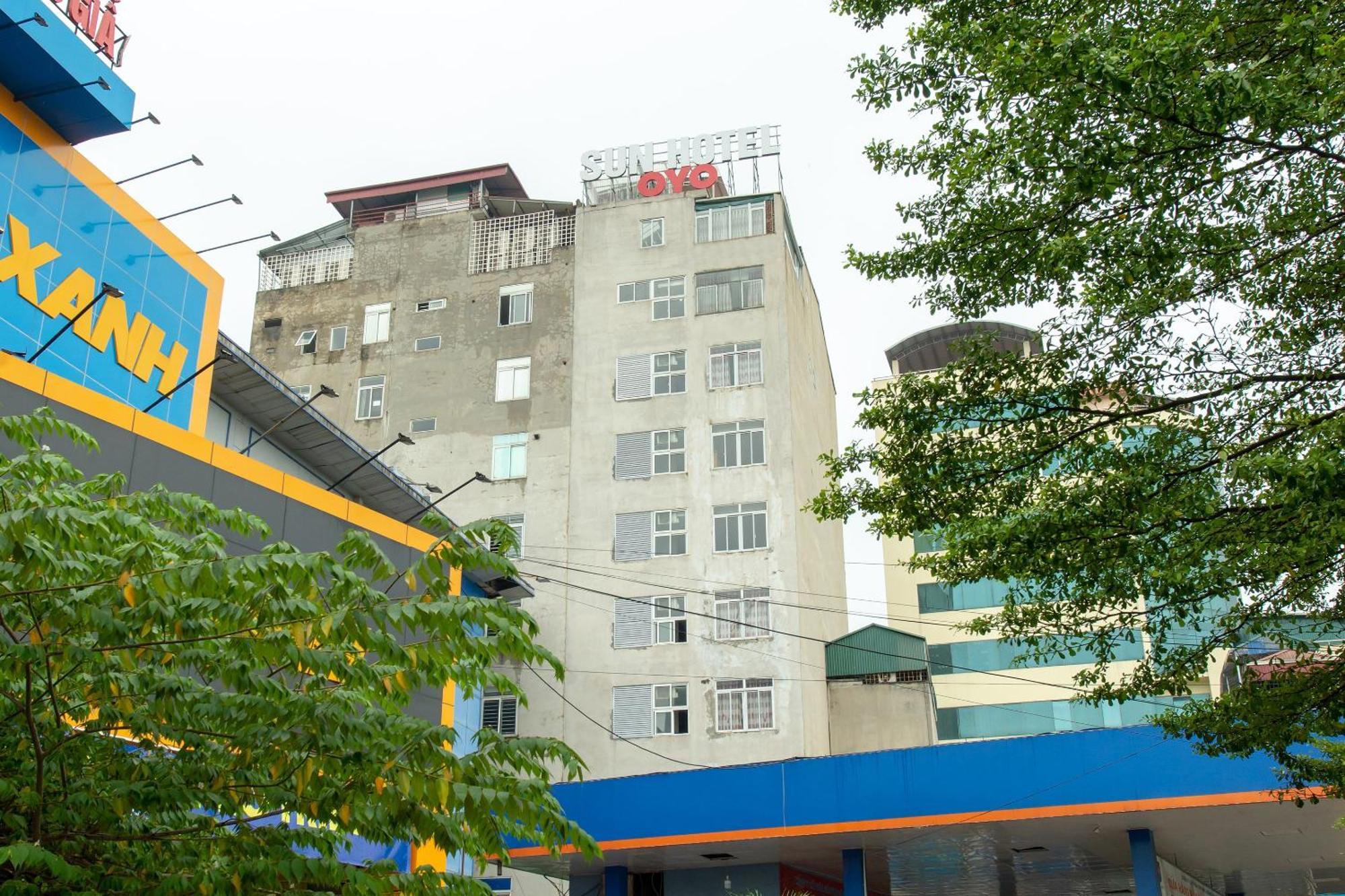 Capital O 417 Truong Son Hotel Hanoi Zewnętrze zdjęcie